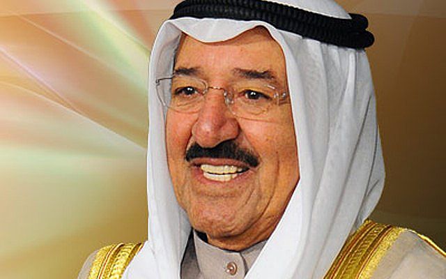 سمو أمير البلاد يستقبل وزير الصحة ومدير منظمة الصحة العالمية لشرق المتوسط