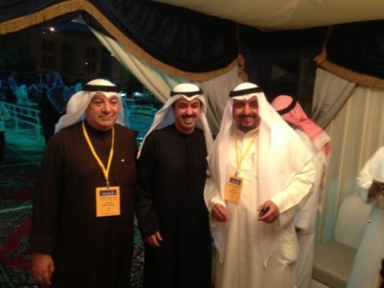 في ندوة جماهيرية علي الراشد مخاطبا البراك لن نسمحلك تخاطب الأمير بهذة الطريقة