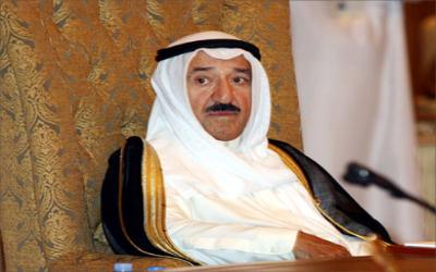 شباب يطرحون على الأمير مبادرة ” مبادرون” وسموه يأمر بوضع التصورات