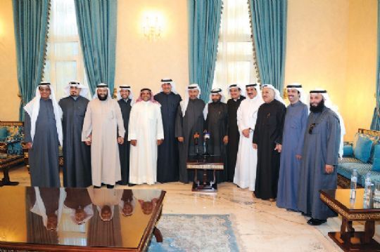 إجتماع النواب في ديوانية المليفي:نرفض توزير من قاطع الانتخابات أو دعا إليها