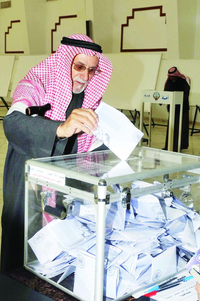 أعداد المصوتين في مناطق الدائرة الرابعة حتى الواحدة ظهرا