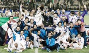 الكويت يحتفل بكأس أسيا مع الزمالك