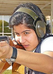 سارة الحوال تهدي انجازها الرياضي إلى القيادة السياسية