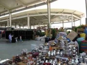 توزيع 120 بسطة في سوق الجمعة للمواطنين والمواطنات المتقاعدين