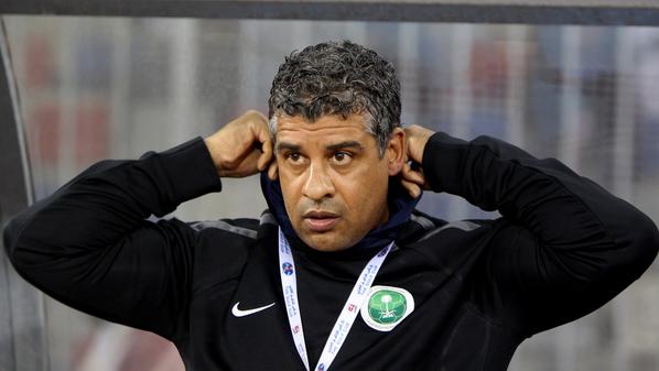 فسخ عقد مدرب الأخضر