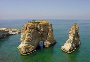 خورشيد يشغل لبنان بعد اختفائه وظهوره معلناً أنه خُطف