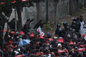 819266_575895042437876_1093858815_o