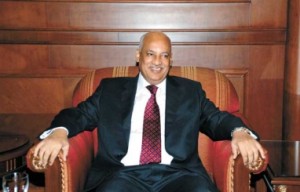 السفير المصري: غير صحيح ضبط خلية “اخوانية” تهدد سمو الأمير
