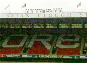 العلم الكويتي يزين ستاد نوتنغهام الانجليزي