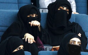 تقرير: 30 ألف كويتية “عانس”