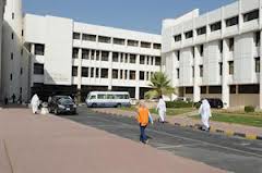 الوزارات استقبلت الدوام بغياب واسع