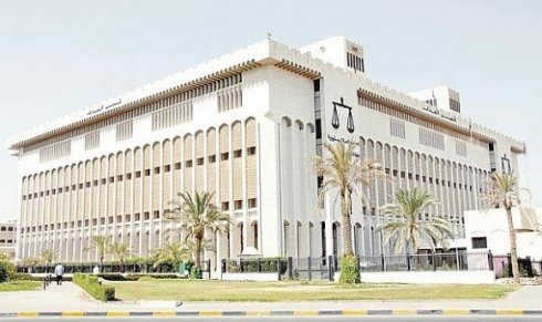المحكمة تطلق زوجة من زوجها لسمنته المفرطة