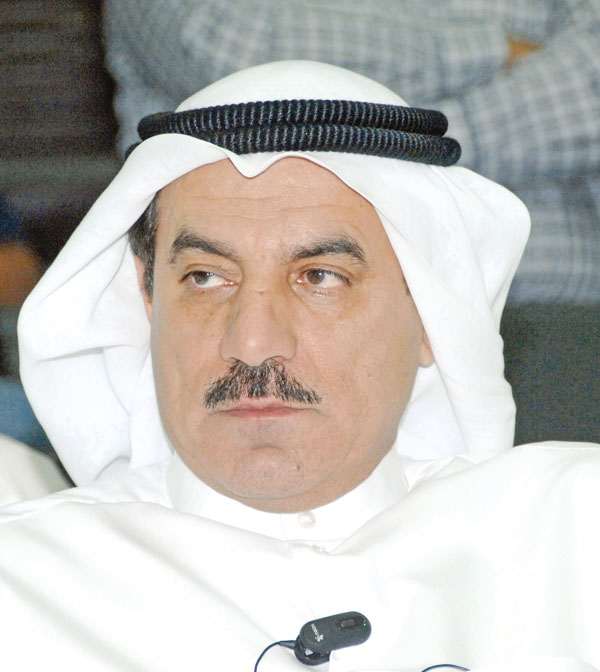 المعيوف يقترح لمنع التلاعب في الإجازات