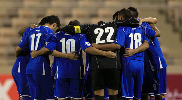 الازرق يتعادل مع نظيره الايراني في تصفيات كأس اسيا 2015 لكرة القدم