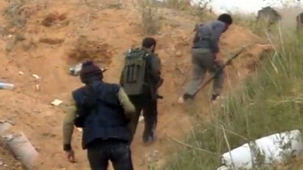 “الحر” يسيطر على كتيبة الاستطلاع للفرقة 17 بالرقة