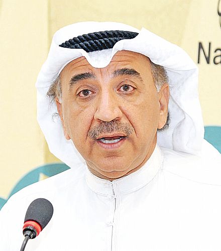 عبد الحميد دشتي: المجالس السابقة كانت تجمبز المواطن وتقص عليه