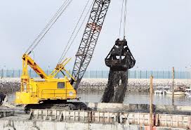 البلدية والموانئ تطهران نقعة الشملان من المخالفات