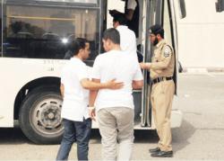 35 حدثاً يقودون المركبات بلا رخصة قيادة.. إلى الحجز