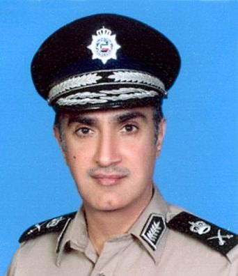 ضبط ٤ مطلوبين وتحرير ٢٦٠ مخالفة وحجز ١٠ مركبات في حملة على طريق الأرتال
