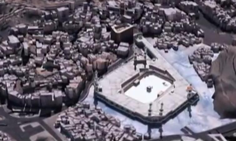 بالفيديو.. وضع جسور مؤقتة للحجاج للطواف في شهر رمضان