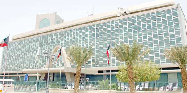 البلدية: توقيع عقد اقامة ابراج اتصالات للاعمال المساحية