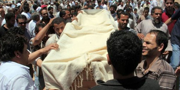 بنغازي تشيع قتلاها ال 31 غداة مواجهات دامية