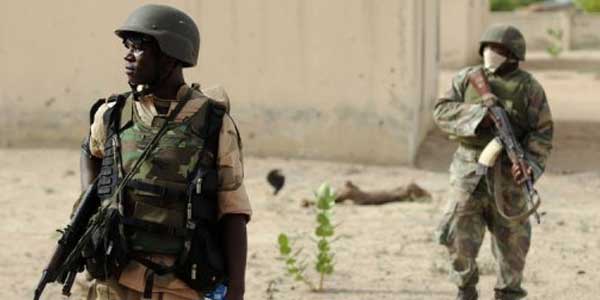 48 قتيلا في هجوم لعصابة مسلحة على بلدة في شمال نيجيريا