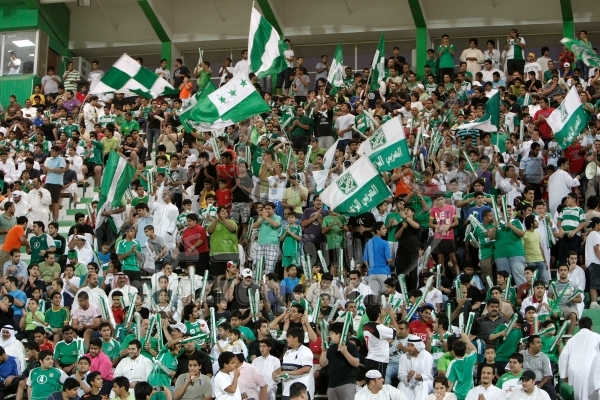 العربي يؤجل إعلان صفقاته الجديدة