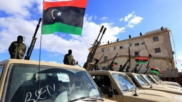 محتجون يهاجمون مكاتب الإخوان المسلمين في طرابلس وبنغازي