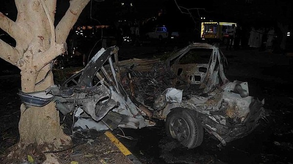 البحرين تنفي محاولة اغتيال وزير الداخلية بتفجير الرفاع