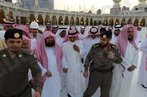 الشيخ السديس يفتتح المطاف المؤقت حول الكعبة المشرفة