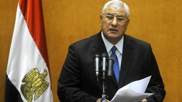 منصور لخادم الحرمين: نقدر دعمكم لمصر في مواجهة الإرهاب