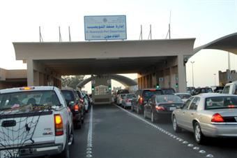 مواطن مطلوب سقط في منفذ النويصيب