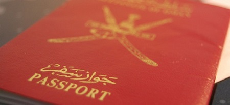 سلطنة عمان تضبط مئة متسللا وترّحل 70 آخرين