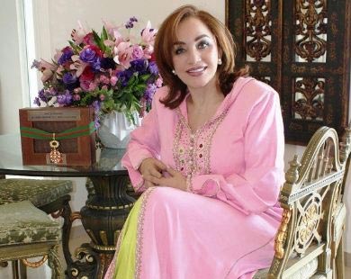 الأديبة الجزائرية أحلام عن خطف متابعيها في الانترنت: زين ما راحوا لأحلام المطربة !