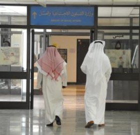 الشؤون: تقاعس في حل قضية الفتيات المعتدى عليهم من قبل رجال الامن