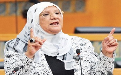 معصومة المبارك: نحتاج إلى سياسة إعلامية تزيد الوعي لا للتخويف