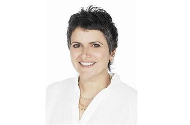 الهاشم ممهلة الغانم 72 ساعة: من الذي يصرح بأجر وبكم