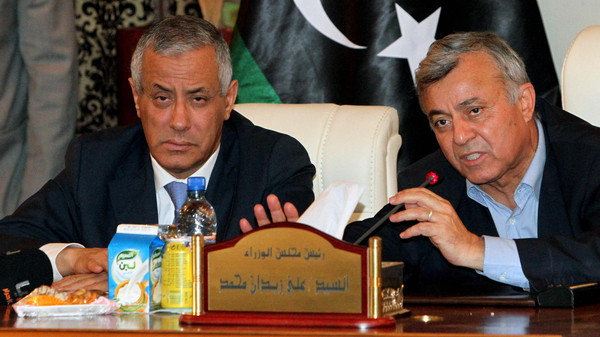 ليبيا.. زيدان يتهم مجموعة سياسية في البرلمان بخطفه