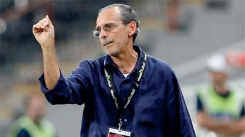 فييرا يؤكد عزم الازرق على الفوز أمام المنتخب اللبناني ضمن تصفيات كاس آسيا