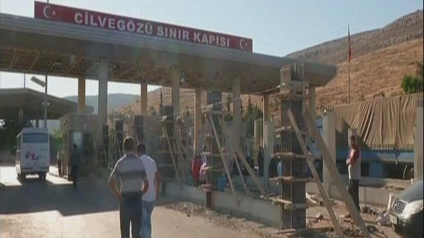 أردوغان يواجه ضغوطاً داخلية لتغيير موقفه من أزمة سوريا