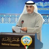 خليل عبد الله: الوزيرة تجاوزت الدستور لعدم تقديمها برنامج عمل الحكومة