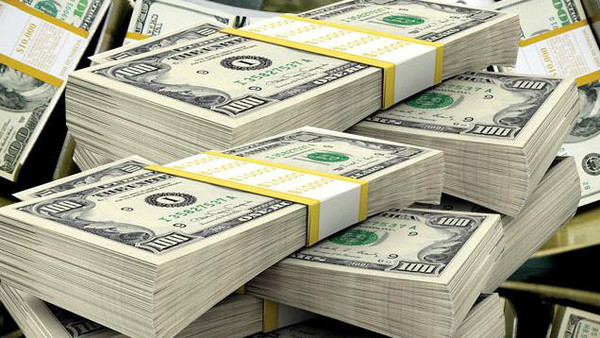 العراق ينفي تهريب 800 مليون دولار أسبوعياً لسويسرا