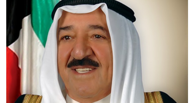 مبعوث سمو الأمير يسلم رسالة خطية الى أمير قطر