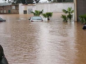 قتيل وإجلاء الآلاف جرّاء فيضانات ماليزيا