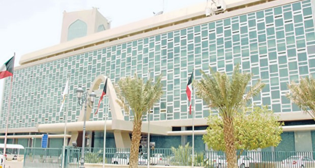 معهد الابحاث والمجلس البلدي يبحثان سبل التعاون لدعم خطة التنمية