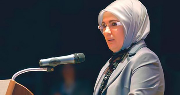 زوجة أردوغان تشكو نائباً تركياً معارضاً “بسبب تصرفه غير اللائق”