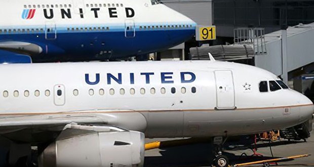 طائرة امريكية تجبر على الهبوط إضطرارياً بسبب راكب يصلي