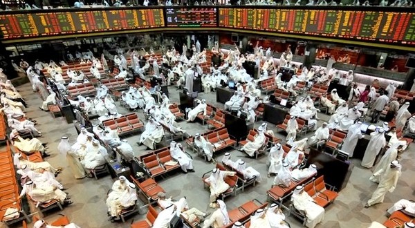 البورصة تغلق على انخفاض في مؤشراتها الثلاثة