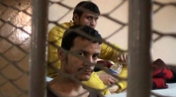 مصر: 450 سجيناً من “الاخوان” بدأوا اضراباً عن الطعام